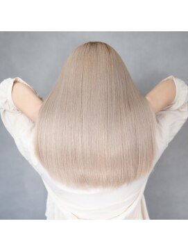 ミル(1001 mille) イルミナカラーの韓国風ベージュカラー