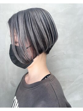 スー 渋谷(suu) 前下がりボブナチュラルボブハイライトグレージュダブルカラー