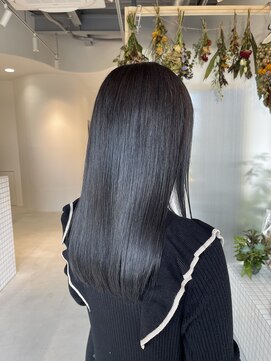 ファスナーグランデ(fustener grande) ダークブラウン×艶髪ストレート