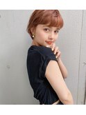 ショートヘアことりベージュニュアンスカラー斜めバング