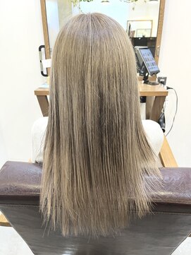 ランソ 成田店(RUNSO) シルバーベージュ×艶髪×小顔に見せるヘア