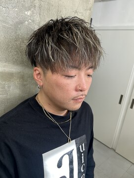 キング 枚方店(K!ng) 縮毛矯正髪質改善ハイライトレイヤーカット枚方美容室エクステ