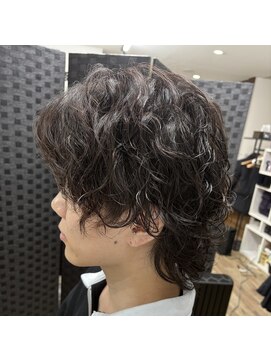 ノア(NOA) ウルフツイストスパイラルパーマ