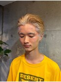 爽やかアップバング×ハイトーン束感ショート20代30代40代