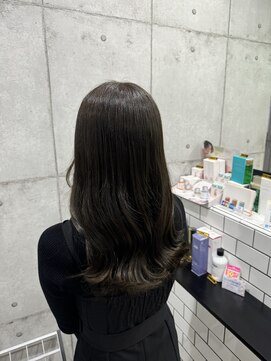 ネウィ 池袋(newi) オリーブグレージュ