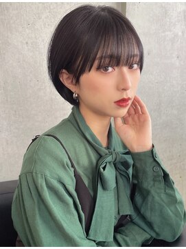 ボンドストーリー(Bond Story) 大人美人ショート×オフブラック