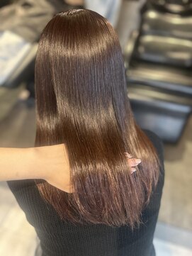 エルバイラビス 大宮(elu by lovis) ナナセ/レッドブラウン/艶カラー