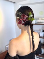 ウミカ(umica)&nbsp;タイトヘアアレンジ