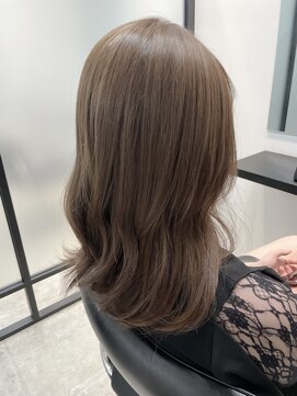 ホープ(hope) ミディアムヘア/ミディアムレイヤー/ブラウン/ブリーチなし