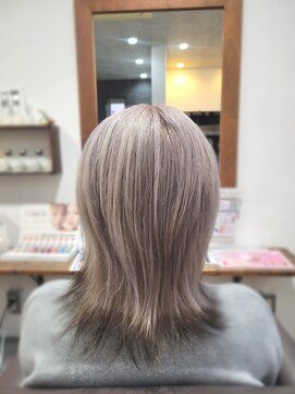 ワンス(Once) 裾カラー