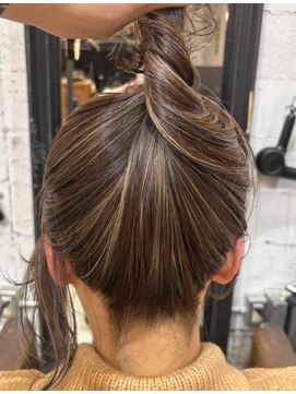 ノラ ヘアーサロン(NORA HAIR SALON) 脱白髪染めハイライト ハイライト ハイライトカラー 脱白髪染め2