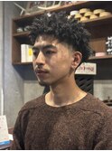 店長【橋本】スパイキーアフロ