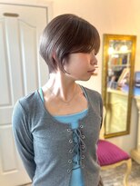 ティアナ(Tiana)&nbsp;骨格似合わせショートスタイル、ハイトーングレージュ