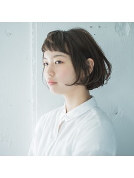 リッカ(RICCA) 【RICCA】ザクザクショートバングのふんわりボブ