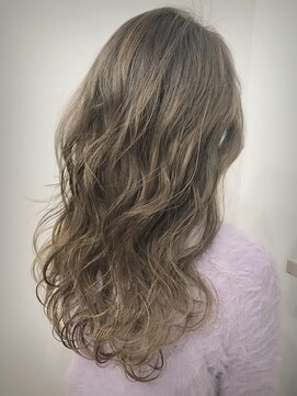 ヘアースタジオ ゼン(hair studio Zen) パープルアッシュ 外国人風ハイライトMIX