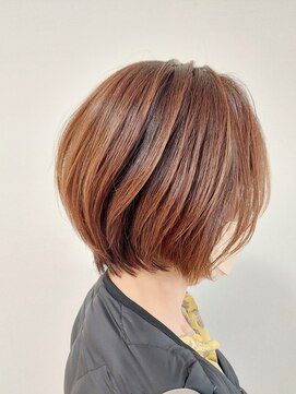 クレスフィリア (CLESC') 春のイメチェンにおすすめ！骨格補正ショートボブ