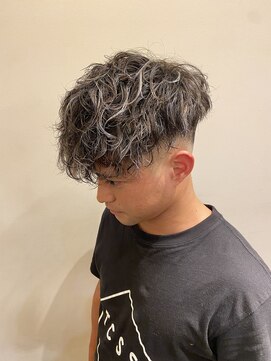 カットスタジオ フタバ(FUTABA) ★エグゼクティブスペインカール★