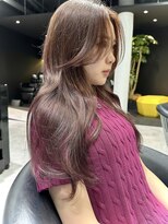 シティ(CITY)&nbsp;韓国ヘア レイヤーカット 透明感 グレージュ おくれ毛 井坂