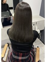 エマ 日吉(emma)&nbsp;【emma RINA】オリーブグレージュで透け感アップ♪