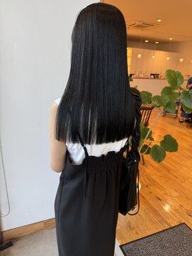 ルッツ(Lutz. hair design) 8/10  髪質改善color