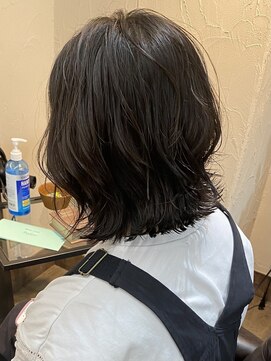 アティック(attic) ショートボブ/ボブ/ミディアム/ヘアドネーション/レイヤーカット