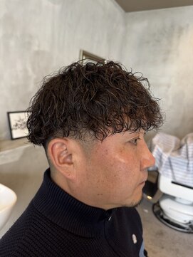 バーバーショップ フォーシーズン(BAR BER SHOP FOURSEASON) スパイラル/ツイスパ/フェード/スキンフェード