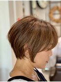 白髪ぼかしハイライト / 大人ショート