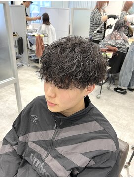 キートス(Kiitos) カット　波巻きパーマ