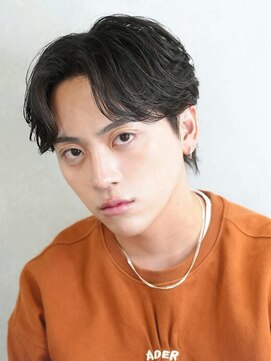 コンフィデンス メンズヘアー(confidence MEN'S HAIR) 大人センターパート/ニュアンスパーマ/フェザーパーマ