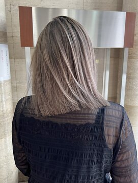 白髪ぼかし/バレイヤージュ/ハイライト/くすみベージュ/髪質改善
