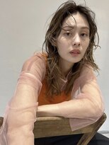 イル(ill)&nbsp;前髪なし ロング ブリーチ グラデーション コテ巻き