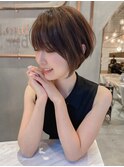 □丸みショートボブ/レイヤー/20代30代40代50代/顔周りカット