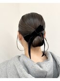 お呼ばれヘアアレンジ　タイトシニヨン