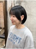 ハンサムショートレイヤーカットミルクティーベージュハイトーン