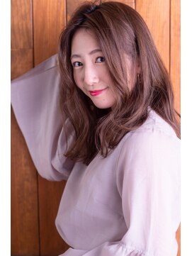 オリーブフォーヘアー(olive For hair) センターパート×無造作カール【olive for hair】