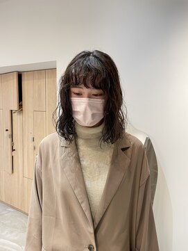 ユーア(yuur.) medium、medium、perm