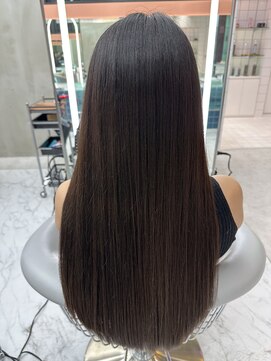 ロンドルーチェ 心斎橋(Lond luce) ダークアッシュ/ミディアムレイヤーカット［髪質改善/縮毛矯正］