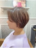 【春日美月】まろみベージュ×束感ショートヘア