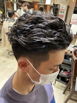 グルーマーズトウキョウ(GROOMER/S TOKYO) 【GROOMERS 稲田】 宮城リョータ風パーマ  スペインカール