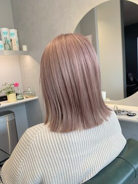 アルム(ALLe'ME) 切りっぱなし＋ホワイトピンクベージュ