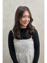 サロンドフィール(Salon de feel) 山海 はるな