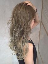 ディーバ 渋谷(D.I.E.V.A)&nbsp;20代30代40代50代大人女性ミディアムレイヤーアッシュベージュ