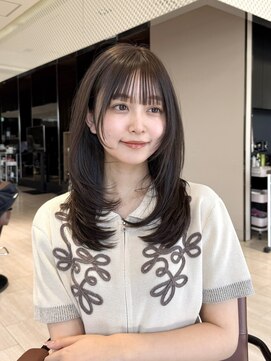 アフロート ギンザ(AFLOAT GINZA) 20代30代 小顔顔周りレイヤーカット