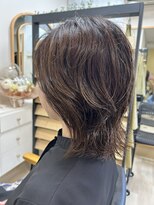 コリナ(Ko.Ri.Na) セミロングスタイル