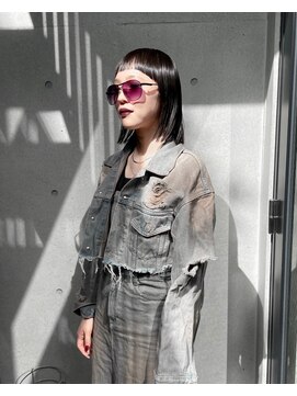 ヴァーディ オモテサンドウ(Vardy omotesando) bob/ボブ 切りっぱなしボブ