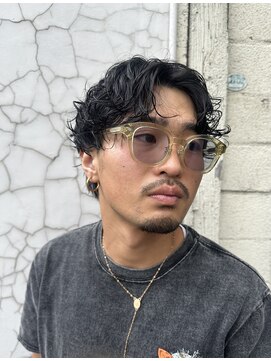 シュガー ミタケ(SUGAR mitake) スパイラルパーマ　センターぱー