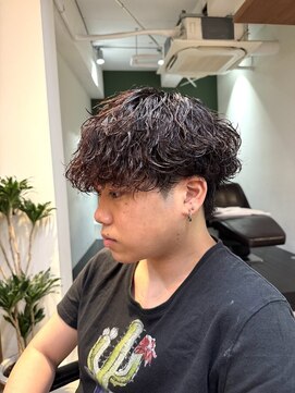 アトラクト バイ ラック 津田沼(Attract by LUCK) ツイストスパイラルパーマ/津田沼/メンズパーマ/メンズ/ブリーチ