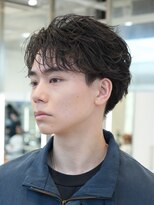 バイフィフス 原宿/表参道(by fifth)&nbsp;メンズパーマフェザーパーマシャドウパーマセンターパート