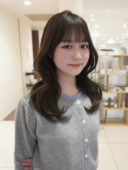 マージュ ギンザ(marju GINZA)の写真/赤み消しカラーで叶える透明感。オリーブカラーが人気。【銀座/赤み消しカラー/透明感カラー】