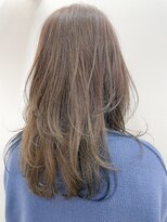 リタ(Lita)&nbsp;ウルフグレージュ×インナーネイビー